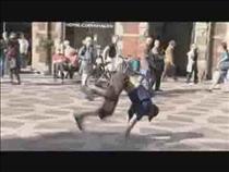 40-persons-fall-to-the-ground-at-storkespringvandet